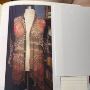 Citron open front duster 1x. 100% silk